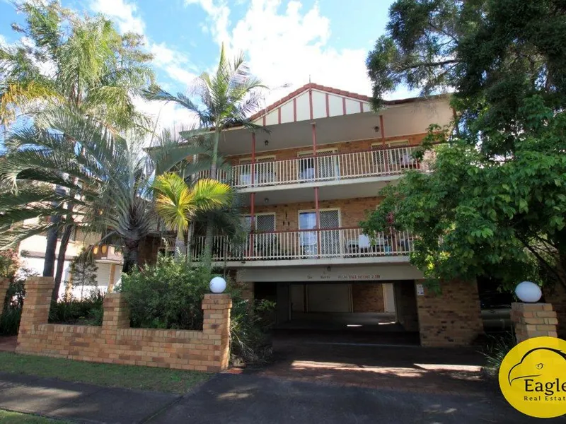 Just 500m to Coorparoo Square