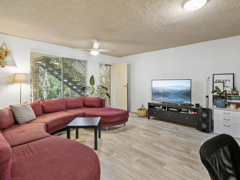 Renovated Ground Floor Unit