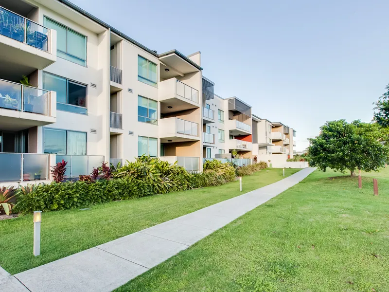 One-Bedroom Unit With 2 Car Spaces in Tucked Away Quiet Complex