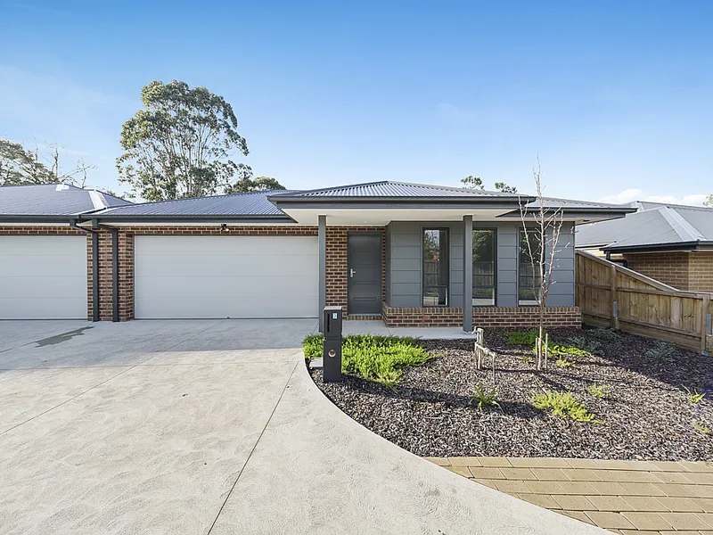 Stunning Brand new 3 Bedroom Unit in Prime Beaconsfield location