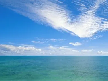 GLITTERING OCEAN VIEWS