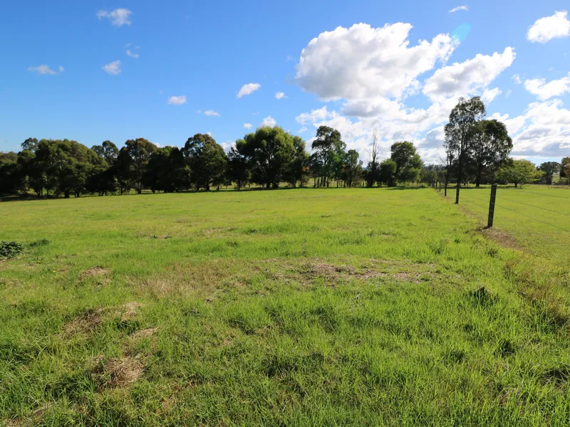 DURA GUNYA ESTATE-ORBOST HOME