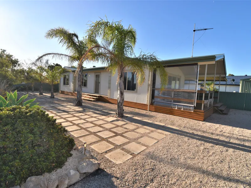 Sea Change; Coastal views; 3 bedroom home built in 2007 set on 1040m2 lot; large 40x20 garage;