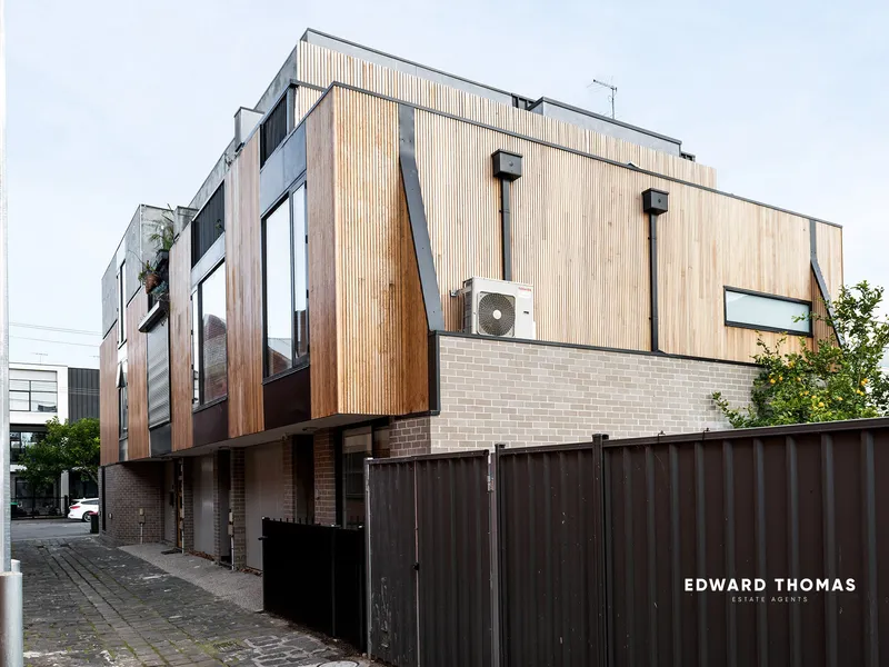 STUNNING TWO BEDROOM TOWNHOUSE WITH ROOFTOP TERRACE