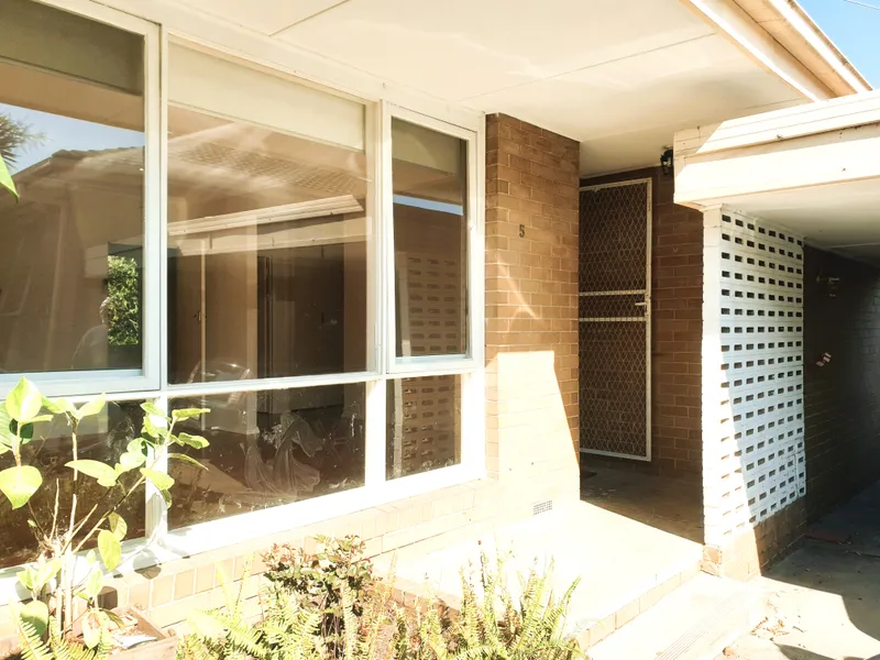 2 Bedroom Villa Unit with a Courtyard