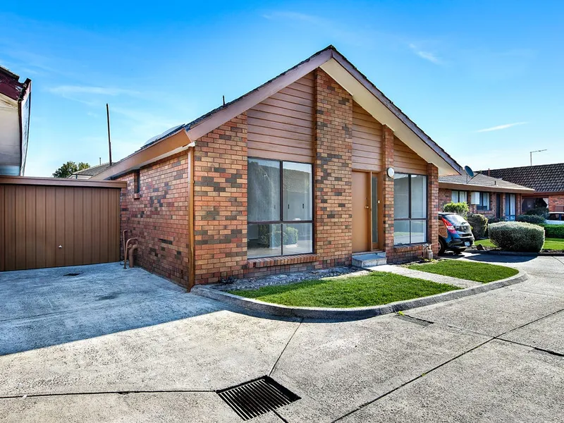 Perfect 2 Bedroom Unit in Dandenong