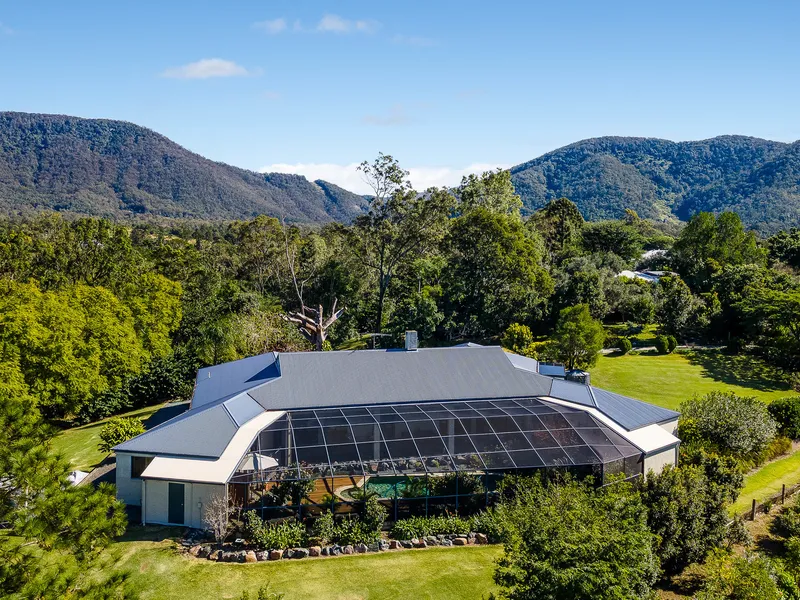 Private Architectural Masterpiece of Grand Scale and Proportions-