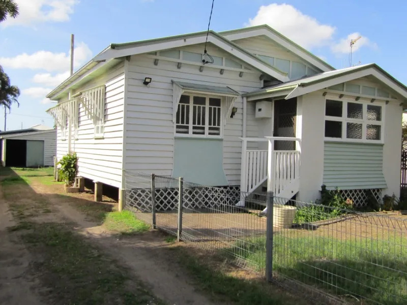 3 Bedroom Norville home with new makeover.