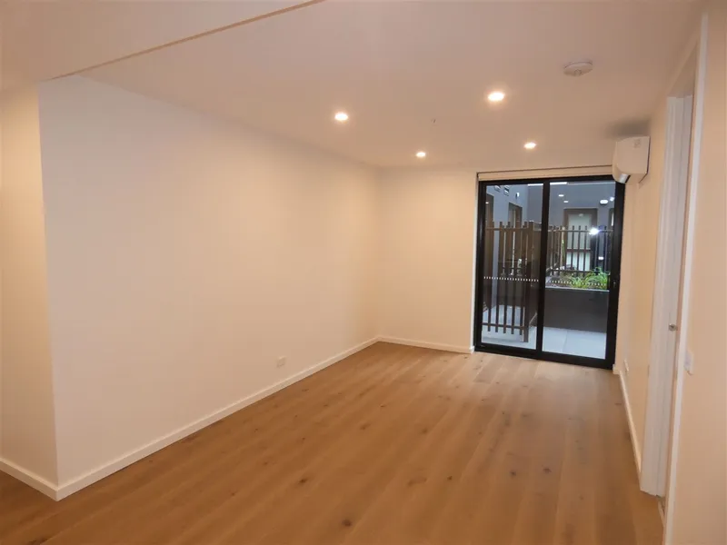 Brand new & ready now!