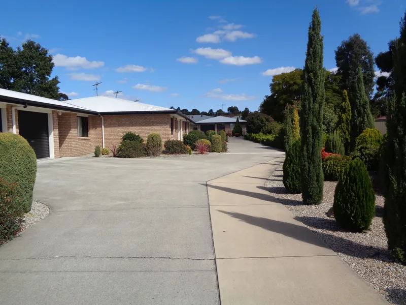 Very Tidy 2 Bedroom Unit