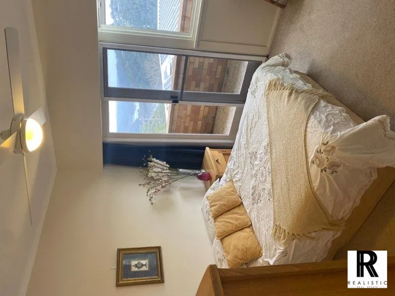 Amazing SHARED ACCOMODATION! 3 Rooms for lease - Shared Accomodation