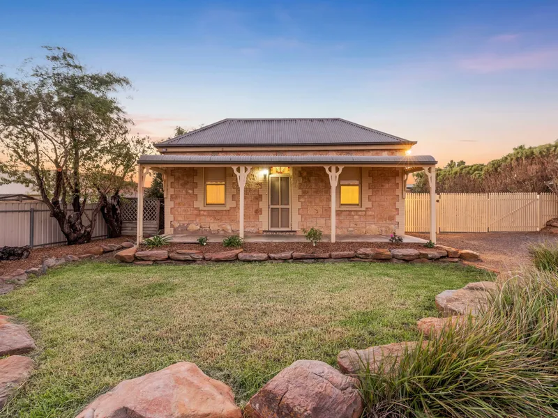 The 1900's character dream!