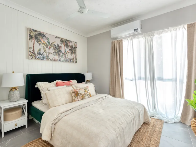 Freshly Renovated, Fully Furnished, Modern 1 Bedroom Ground Floor Apartment