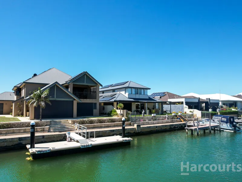 Family Waterfront Webb & Browne-Neaves Home