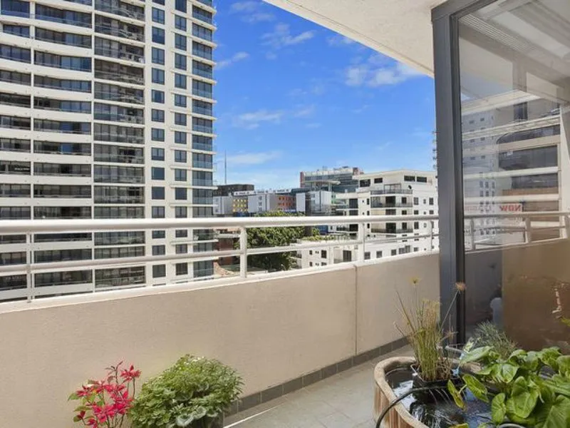 Centre of St Leonards - 