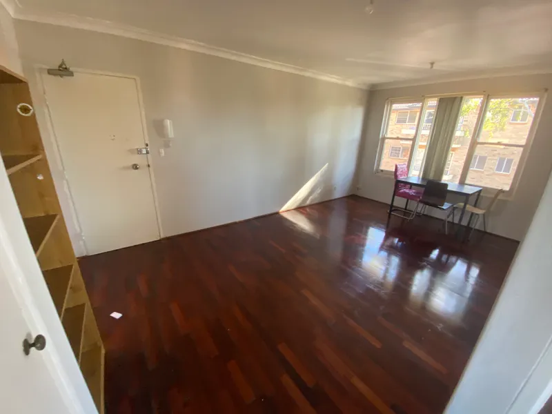Unit 2 Bedroom For Lease