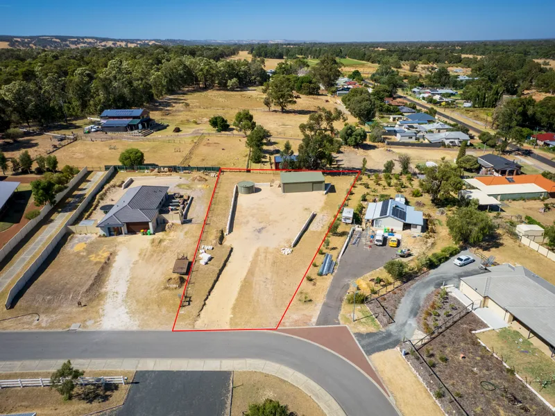Fabulous Block, Shed, Water Tank
