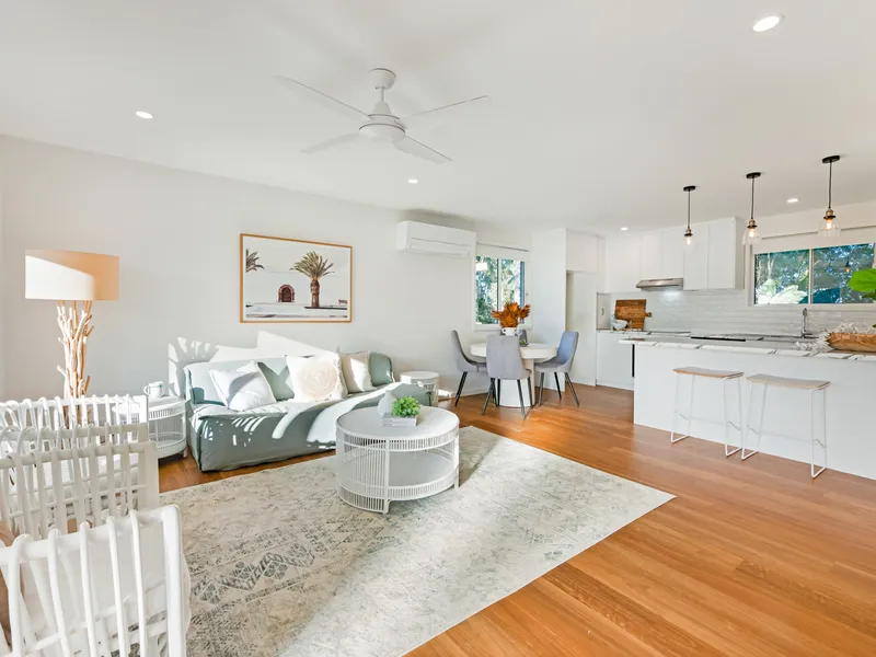 Best of Both Worlds - Lake and Bushland Reserve