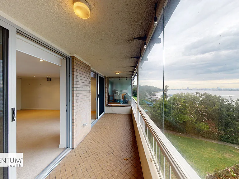 MASSIVE 3 Bedroom Apartment + Tremendous River Views!
