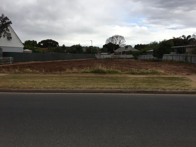 LAND FOR SALE - INVESTERS, FIRST HOME BUYERS AND DOWNSIZERS TAKE NOTICE......