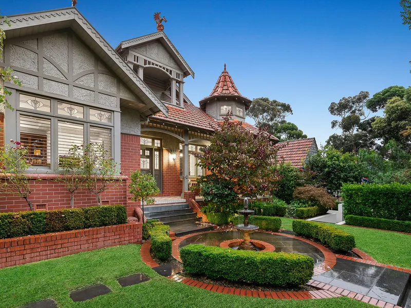 Edwardian Entertainer in Blue chip Mont Albert