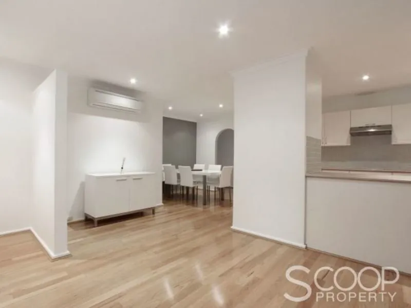 Stylish Easy Care Living...EVERYTHING IN REACH