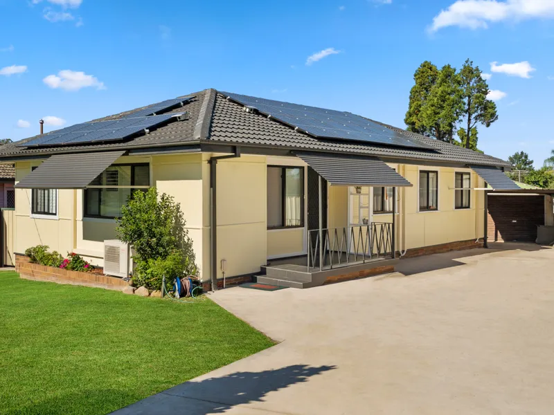 Beautifully Presented 4 Bedroom Family Home!