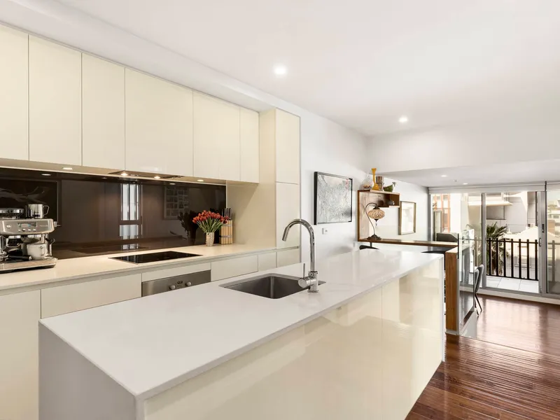 Sophistication By The Sea