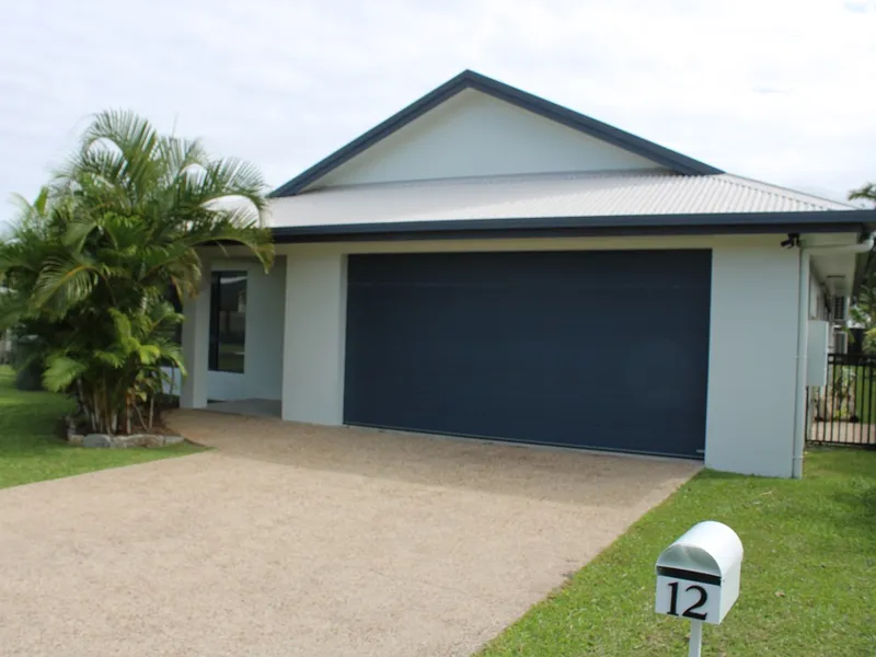 FAMILY HOME - ALMOST LIKE A NEW BUILD