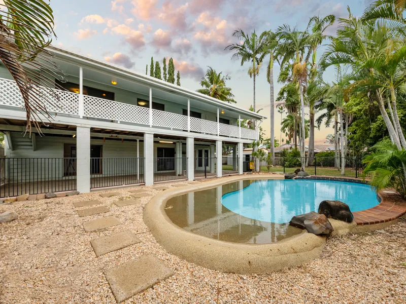 The Ulitmate In Family Comfort!