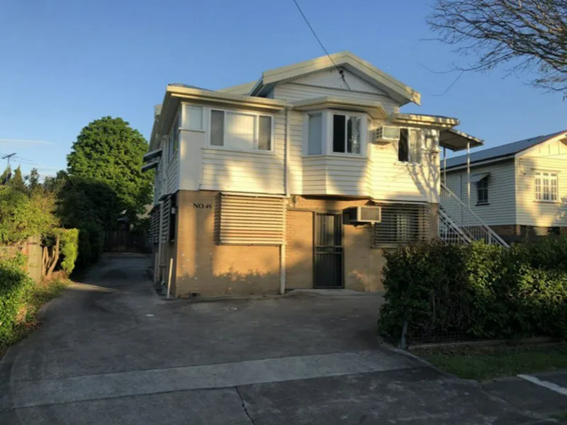 RENOVATED GEM IN HENDRA!