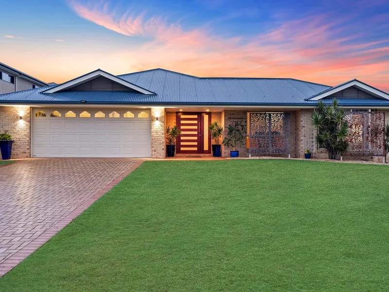 Enormous Family Entertainer in Prestigious Area