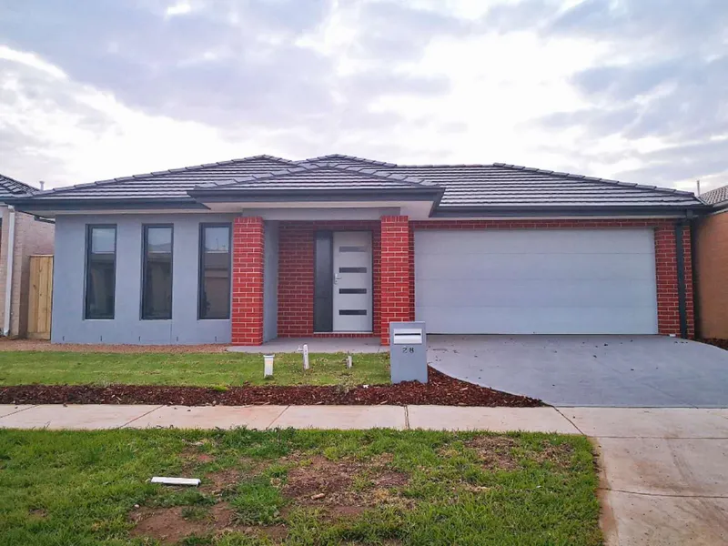 3 Bedroom Gem in Upper Point Cook