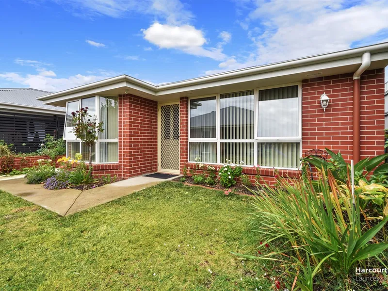 Fully Furnished Unit - Available Now!