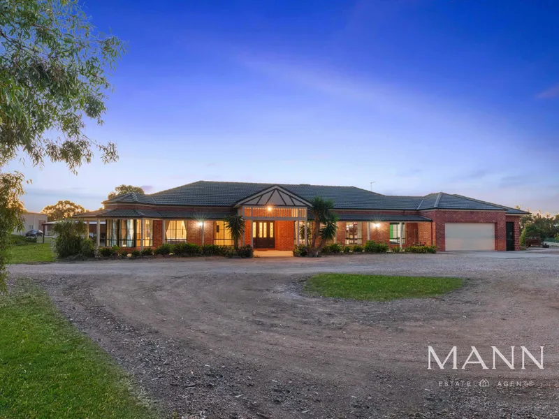 Lifestyle Property with Town Water!