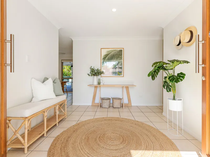 The perfect family HOME awaits you!