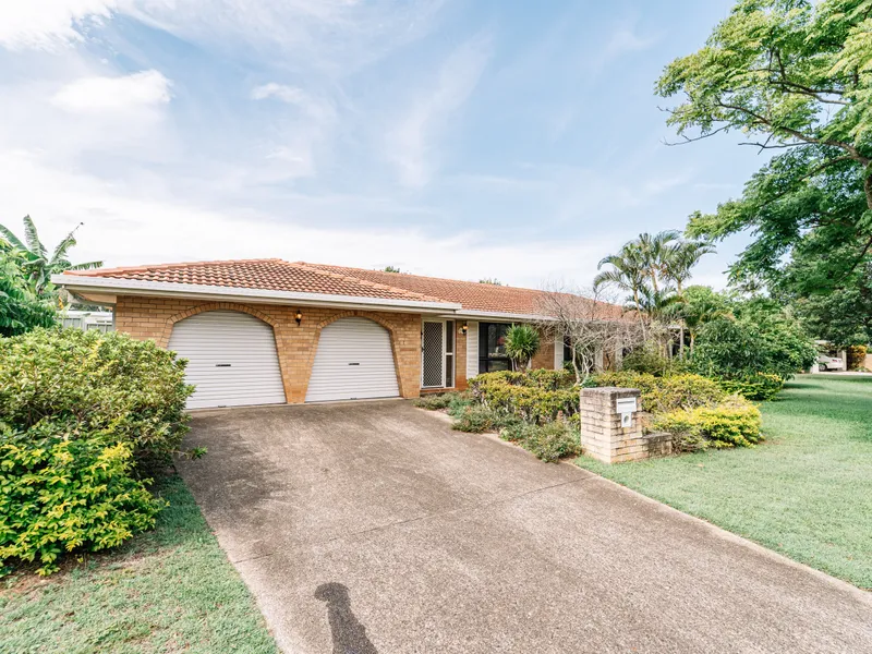 A RARE FIND - SPACIOUS HOME IN UNBEATABLE LOCATION!
