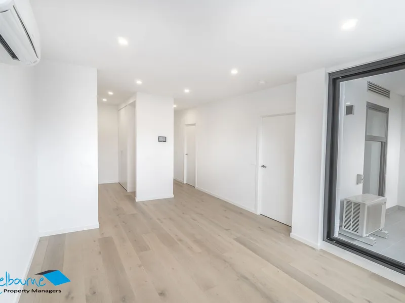 NEAR-NEW ONE-BED MODERN AND HIGH QUALITY APARTMENT