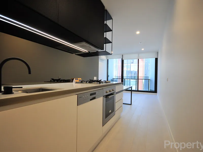 One bedroom apartment with a convenient study!