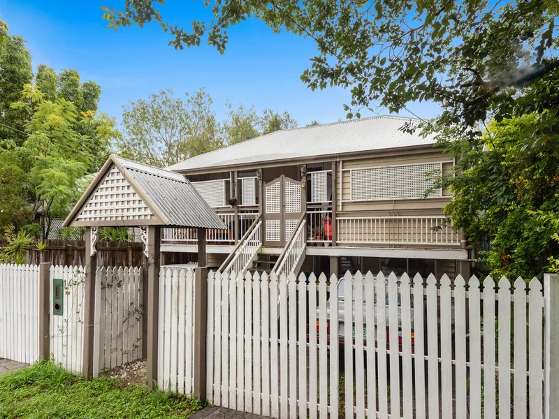 EARLY 1900’S COLONIAL WORKERS COTTAGE