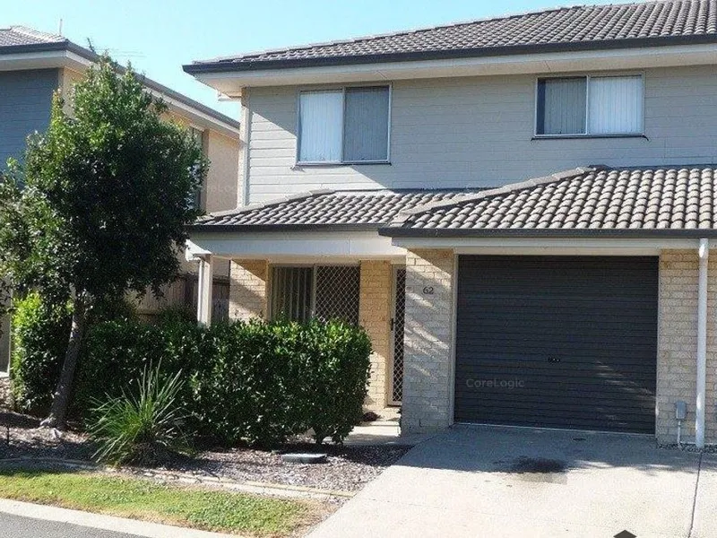 3 Bedroom Townhouse with Pool