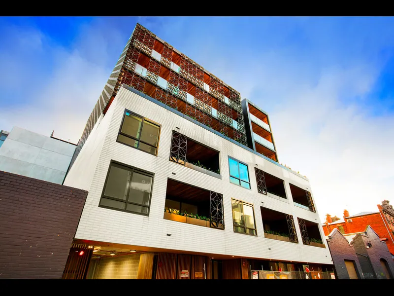 Brand New One Bedroom Apartment In The Heart Of Hawthorn.