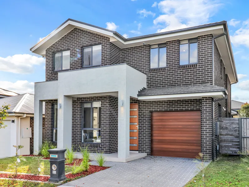 Contemporary residence within convenient location