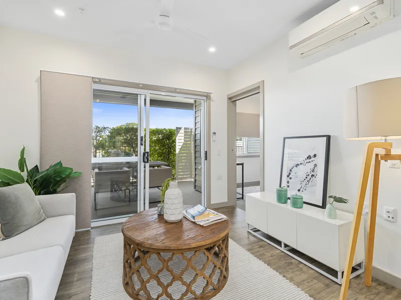 Corner villa close to all amenities