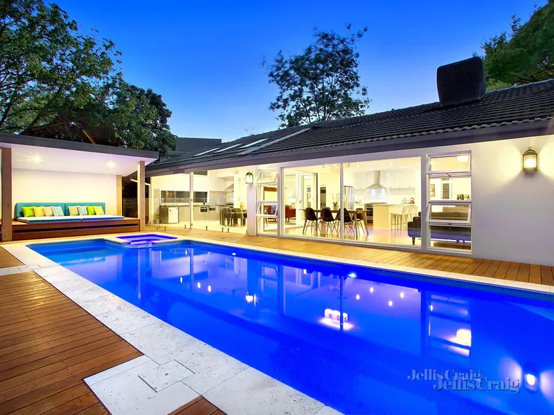 Single Level Sanctuary on 1,147m2 (approx.)