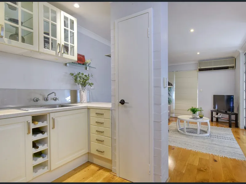 GREAT 2 BEDROOM APARTMENT IN VIBRANT SOUTH PERTH