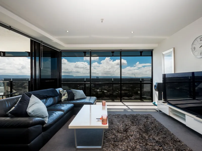 Last Chance? Circle on Cavill at $610,000 with Unobstructed Views