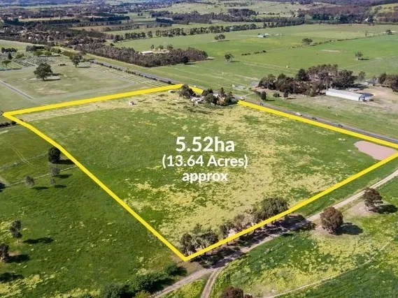 A House on 13.64 Acres Of Glorious Land!