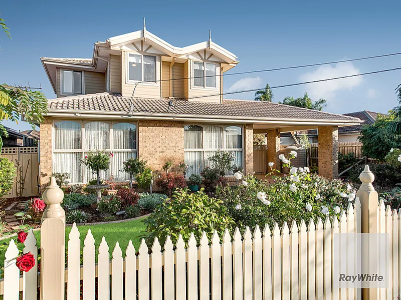 Superb Family Home in the Heart of Gladstone Park with Gardens to envy!