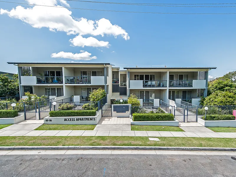 Mount Gravatt-FULLY FURNISHED MODERN 2 BEDROOM APARTMENT